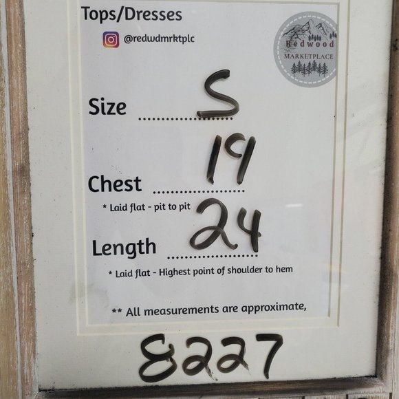 Chelsea28 Black Sleeveless V-Neck Crushed Velvet Top Size Small - Picture 8 of 8